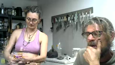 Snapshot of hornyhippies0080 chatting on 07.08.26 Nix D online show from 07.08.26