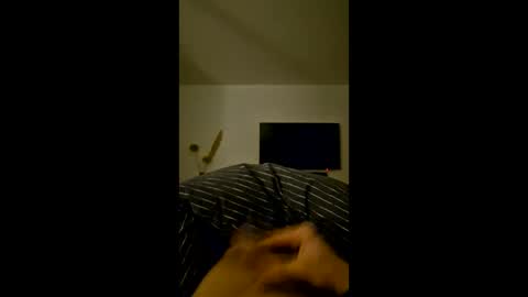 Snapshot of hornykok5 chatting on 11.17.25 hornykok5 online show from 11.17.25