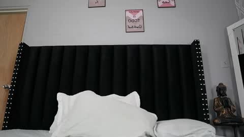 Snapshot of hornylatimommy chatting on 06.08.26 Natasha online show from 06.08.26
