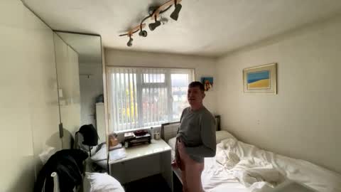 Snapshot of hornylondo chatting on 11.07.25 Hornylondon online show from 11.07.25