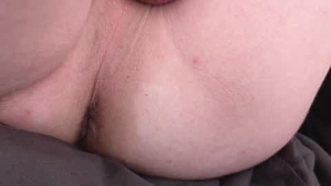 Snapshot of hornymilf39 chatting on 02.07.25 HawkTuah online show from 02.07.25