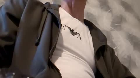 Snapshot of hornymilf39 chatting on 02.15.25 HawkTuah online show from 02.15.25