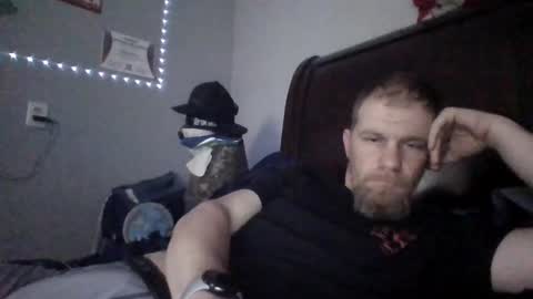 Snapshot of hornypierceddad chatting on 04.14.26 hornypierceddad online show from 04.14.26