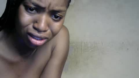 Snapshot of hornyslut_xx chatting on 03.09.26 Bella online show from 03.09.26