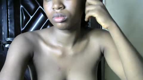 Snapshot of hornyslut_xx chatting on 03.23.26 Bella online show from 03.23.26