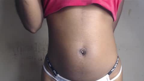 Snapshot of hornyslut_xx chatting on 05.22.26 Bella online show from 05.22.26