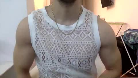 Snapshot of hornyspaniard93 chatting on 02.01.26 hornyspaniard93 online show from 02.01.26