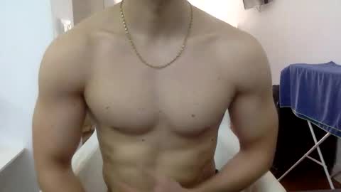 Snapshot of hornyspaniard93 chatting on 02.12.26 hornyspaniard93 online show from 02.12.26