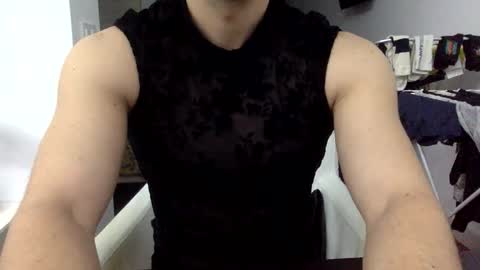 Snapshot of hornyspaniard93 chatting on 02.28.26 hornyspaniard93 online show from 02.28.26