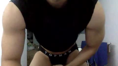 Snapshot of hornyspaniard93 chatting on 03.08.26 hornyspaniard93 online show from 03.08.26