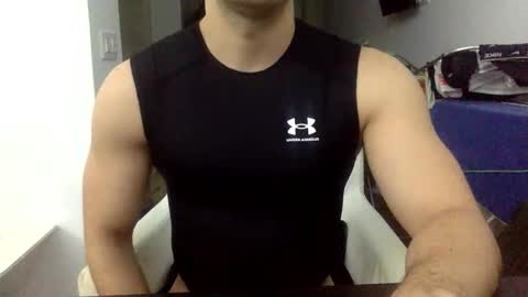 Snapshot of hornyspaniard93 chatting on 03.12.26 hornyspaniard93 online show from 03.12.26