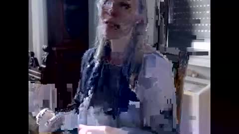 Snapshot of hornyssima chatting on 11.18.25 Hornyssima online show from 11.18.25