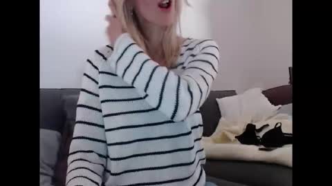Hornyssima online show from 04.30.26