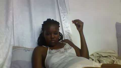 Its Cora online show from 10.20.25