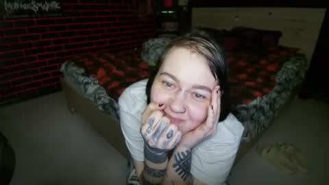 Snapshot of horror_circus chatting on 06.19.26 Messalina Horror online show from 06.19.26