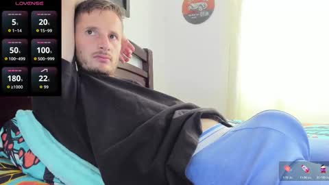 Snapshot of horse_man2 chatting on 11.21.25 horse_man2 online show from 11.21.25