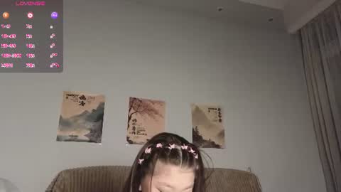 Snapshot of hosina_sayeri chatting on 06.27.26 hosina_sayeri online show from 06.27.26