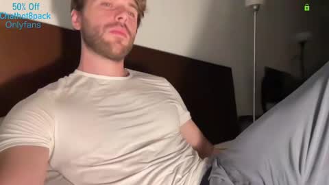 Snapshot of hot8pack01 chatting on 11.06.25 Edward aka Wolf online show from 11.06.25