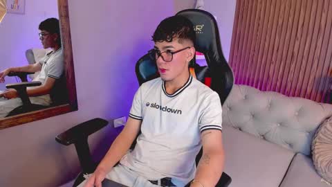 Snapshot of hot_alex1 chatting on 12.14.25 alex online show from 12.14.25