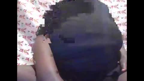 Snapshot of hot_alynn chatting on 10.15.25 ALLYN online show from 10.15.25