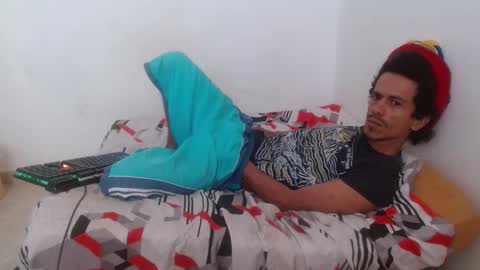 Snapshot of hot_and_complacent chatting on 12.03.24 Private open online show from 12.03.24