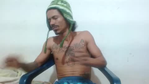 Snapshot of hot_and_complacent chatting on 12.23.24 Private open online show from 12.23.24