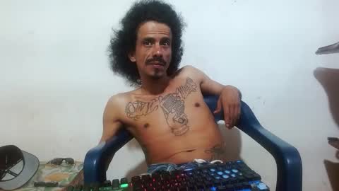 Snapshot of hot_and_complacent chatting on 12.28.24 Private open online show from 12.28.24