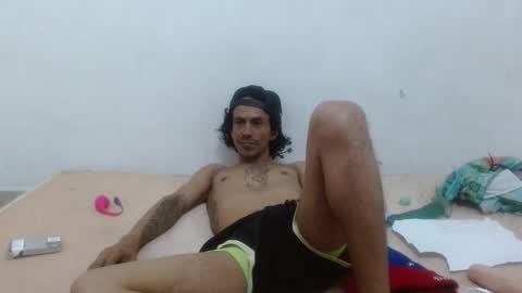 Snapshot of hot_and_complacent chatting on 01.02.25 Private open online show from 01.02.25