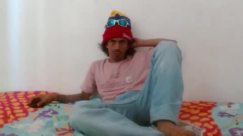 Snapshot of hot_and_complacent chatting on 01.07.25 Private open online show from 01.07.25