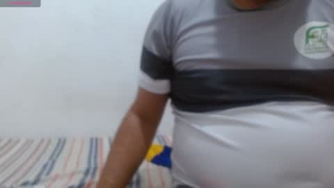 Snapshot of hot_and_complacent chatting on 01.15.25 Private open online show from 01.15.25