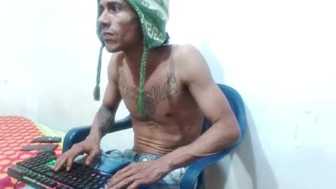 Snapshot of hot_and_complacent chatting on 01.27.25 Private open online show from 01.27.25