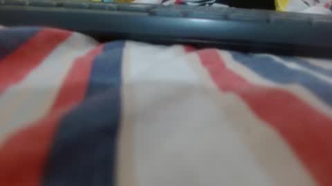 Snapshot of hot_and_complacent chatting on 12.15.25 Private open online show from 12.15.25