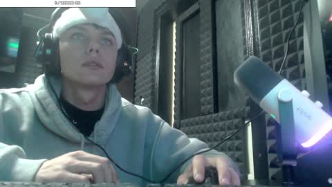 Hot boy 2002 online show from 12.18.24