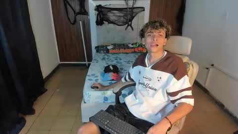 hot bunny online show from 11.08.25