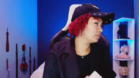 hot chocolate 4u online show from 12.17.25