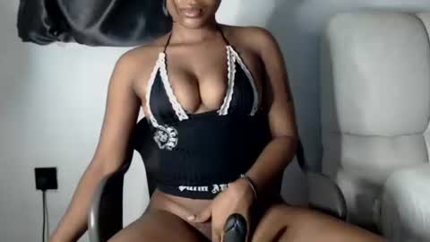 sonia  mis choco online show from 04.18.26