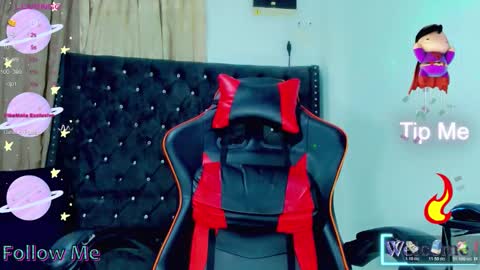 Snapshot of hot_destinyk chatting on 10.23.25 destinyk online show from 10.23.25