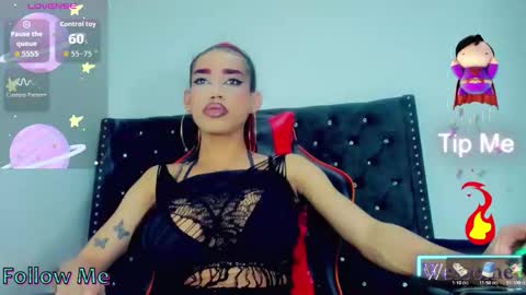 Snapshot of hot_destinyk chatting on 10.26.25 destinyk online show from 10.26.25