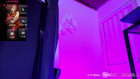 Snapshot of hot_destinyk chatting on 07.16.26 destinyk online show from 07.16.26