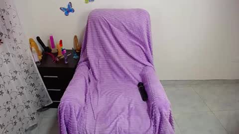 angie online show from 02.24.25