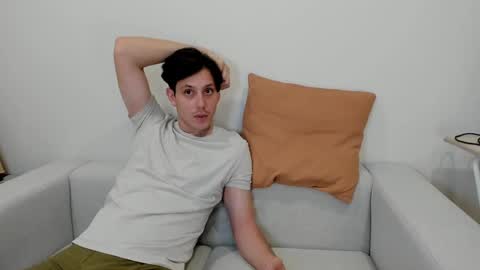 Snapshot of hot_ho chatting on 01.05.25 Angel and Max FANSLY - hot ho online show from 01.05.25