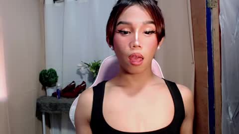 Khianna online show from 04.29.26