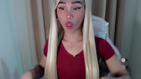 Khianna online show from 07.12.26
