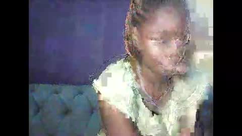 hot_latifah online show from 04.13.26