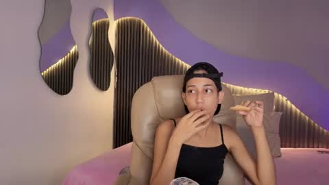 Alana online show from 06.18.26