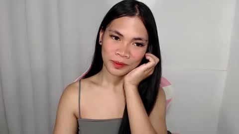 hot_pauline online show from 05.08.26
