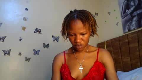 Snapshot of hot_petite100 chatting on 06.29.26 hot petite100 online show from 06.29.26