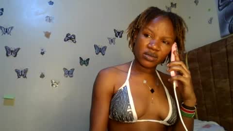 Snapshot of hot_petite100 chatting on 06.30.26 hot petite100 online show from 06.30.26