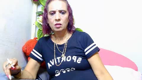 Snapshot of hot_queen58 chatting on 07.24.26 hot queen online show from 07.24.26