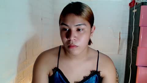 Snapshot of hot_selenaxx chatting on 12.04.25 Selena online show from 12.04.25